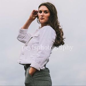 Meet your Posher, Maddie